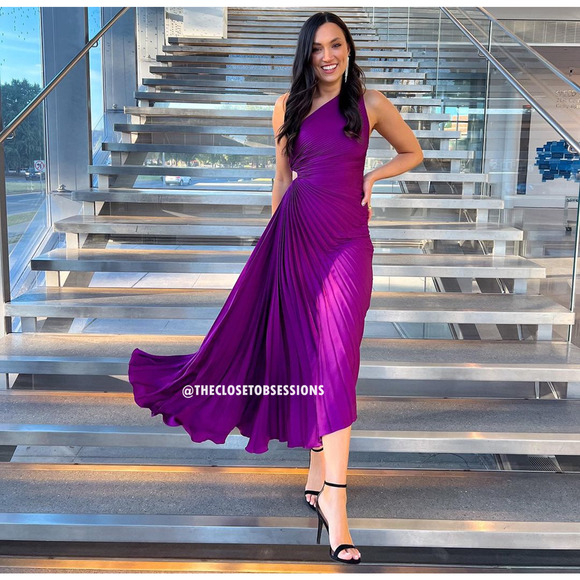 MANGO Blogger Fave Cut Out Pleated Midi Dress NWT — Purple - Picture 12 of 16